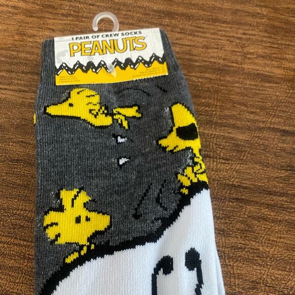 Peanuts Snoopy and Woodstock Gray and Yellow Crew Socks - Picture 4 of 5
